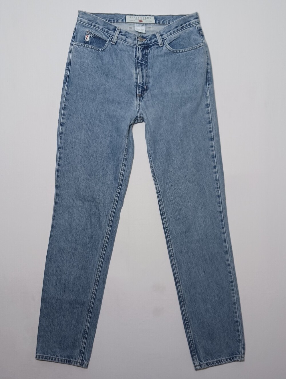 Vintage 90s Guess Womens 1050LG Classic Narrow Leg Jeans 31X34 Light Wash